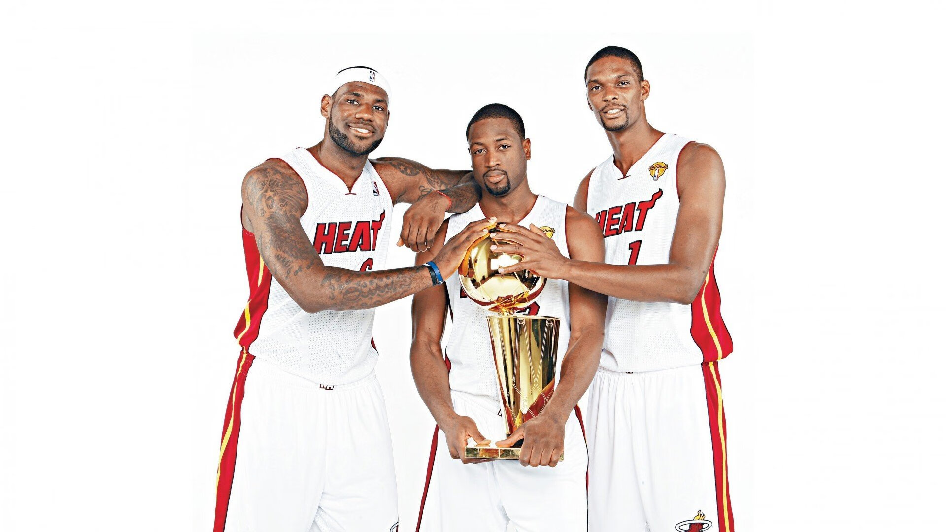 _全球田径盛会：世界纪录频繁被打破_，世界田径比赛记录