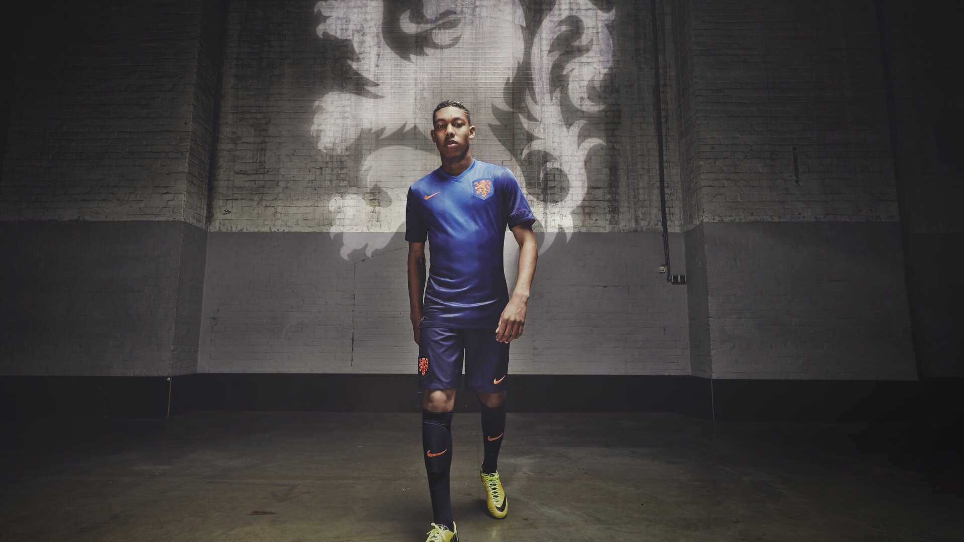 湖人老将回归母校演讲，讲述NBA奋斗旅程，湖人离队球员再次回归